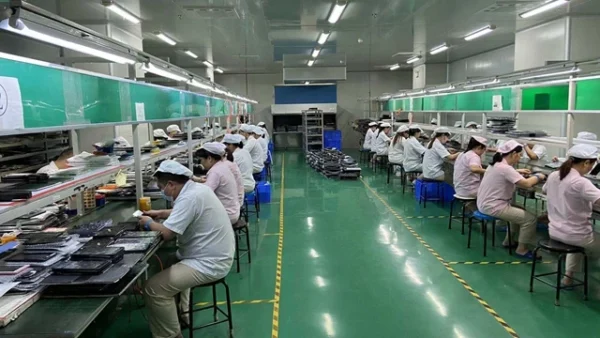 PIPO Factory Latest Manufacture Best New 2 in 1 Laptops Business Cheap Surface Educational Detachable 4G Laptop